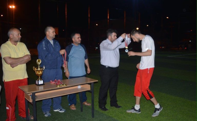 Keshilli i Bashkesise Islame ne Gjilan per diten e tret, katert te festes se Fiter Bajramit organizoi turnir ne futboll te vogel