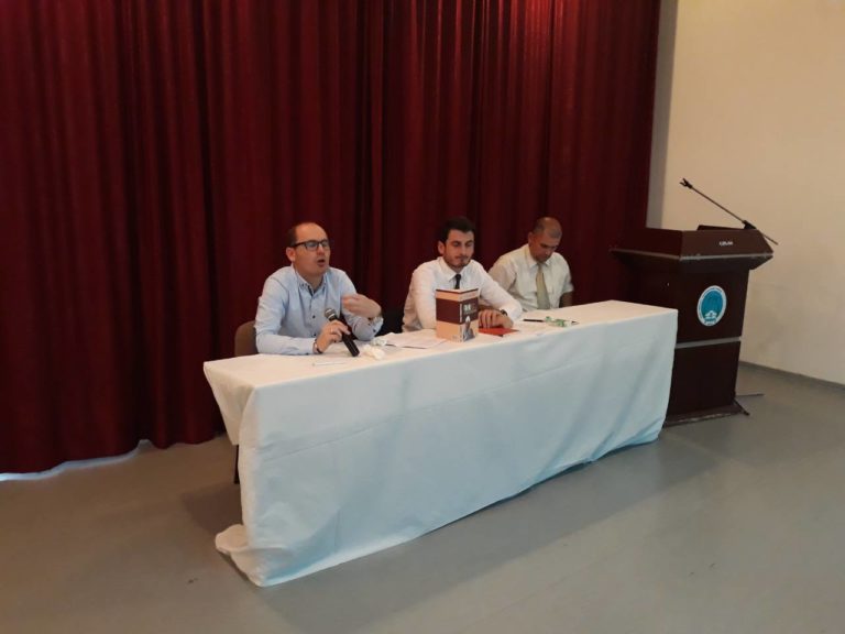 Këshilli I Bashkësisë Islame në Gjilan sot organizoi një tryezë debati me student te Universitetit” Kadri Zeka “ në Gjilan.