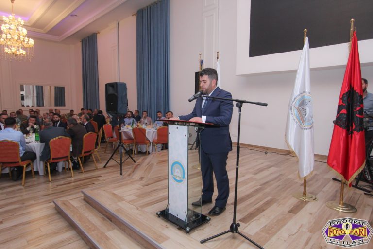 Këshilli i Bashkësisë Islame i Gjilanit shtroi iftarin tradicional
