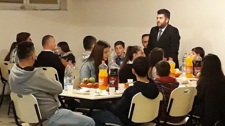 Këshilli i Bashkësisë Islame në Gjilan iftarin e parë të organizuar e shtroi për jetimët e Komunës së Gjilanit