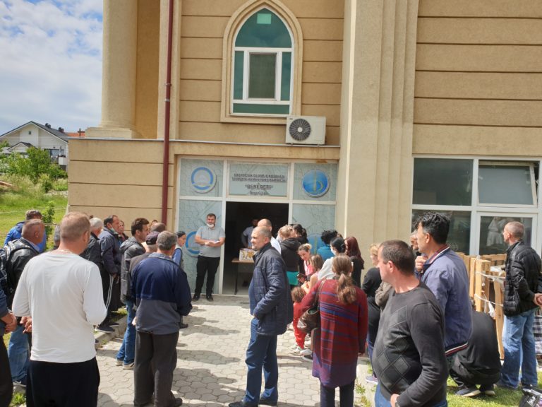 SHHB “ Bereqeti”  ne prag të festës së Fitër Bajramit  ndihmoi 160 familje në nevojë